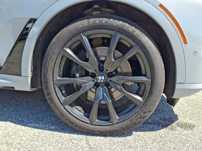 2023 BMW X7 xDrive40i Sports Activity Vehicle