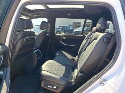 2024 BMW X7 xDrive40i Sports Activity Vehicle