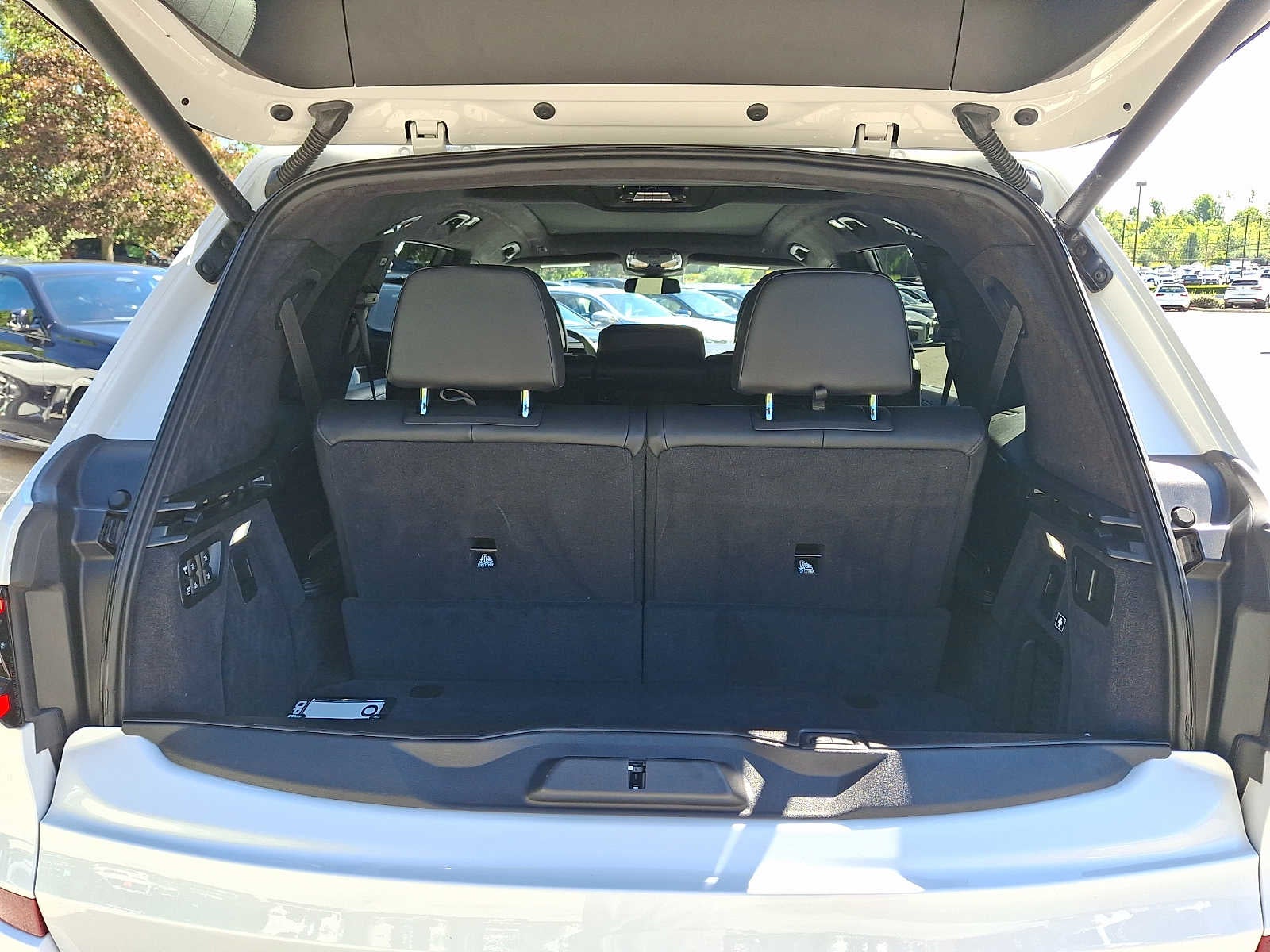 2024 BMW X7 xDrive40i Sports Activity Vehicle