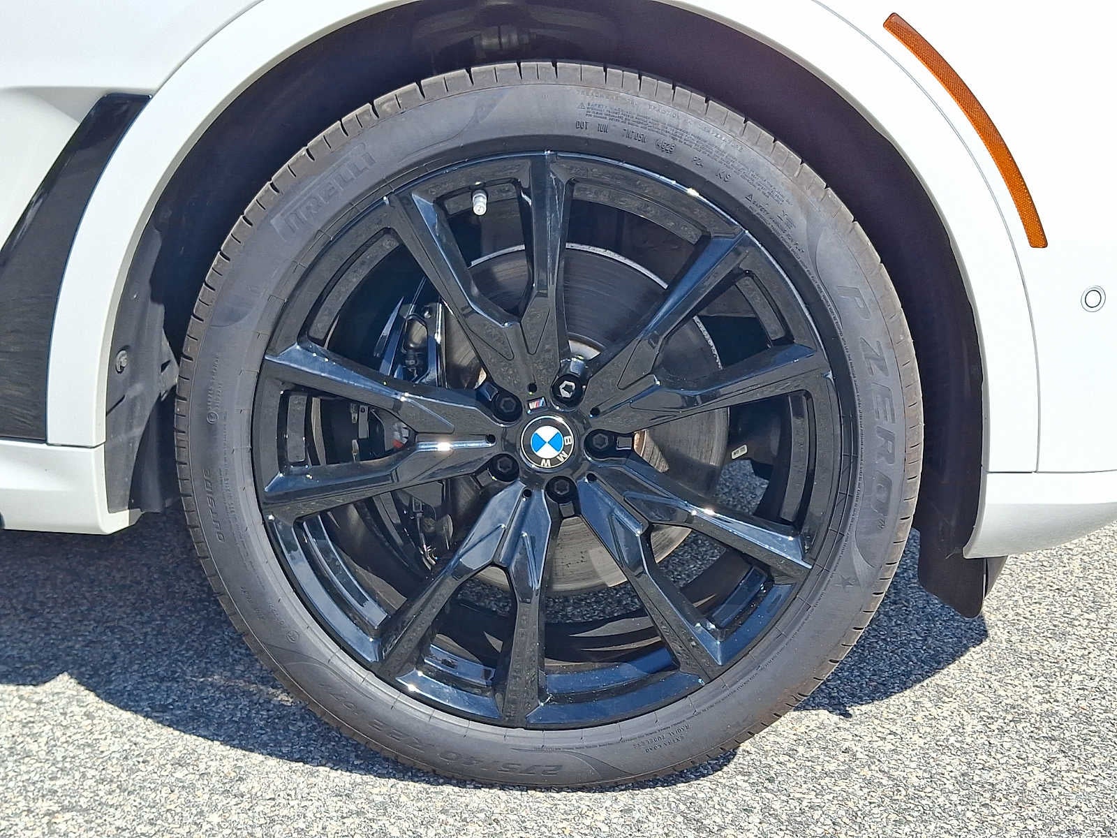 2024 BMW X7 xDrive40i Sports Activity Vehicle