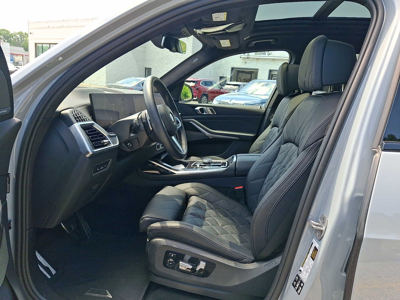 2024 BMW X7 xDrive40i Sports Activity Vehicle