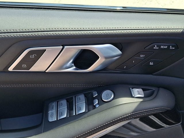 2024 BMW X7 xDrive40i Sports Activity Vehicle