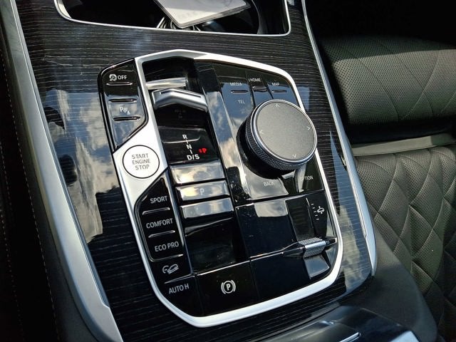 2024 BMW X7 xDrive40i Sports Activity Vehicle