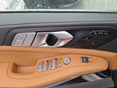 2026 BMW X7 xDrive40i Sports Activity Vehicle