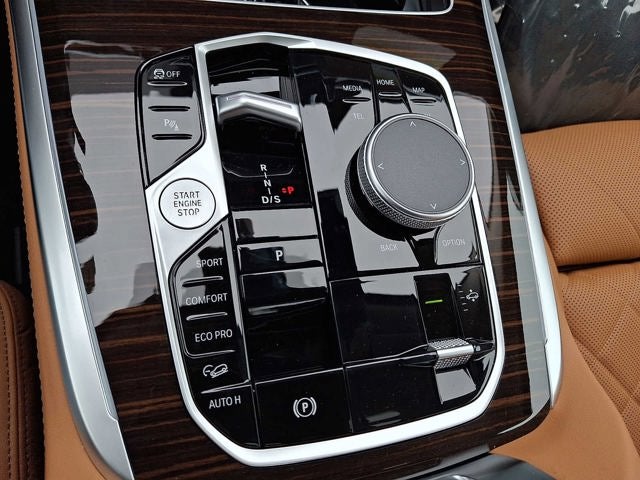 2026 BMW X7 xDrive40i Sports Activity Vehicle