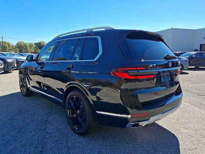 2026 BMW X7 xDrive40i Sports Activity Vehicle