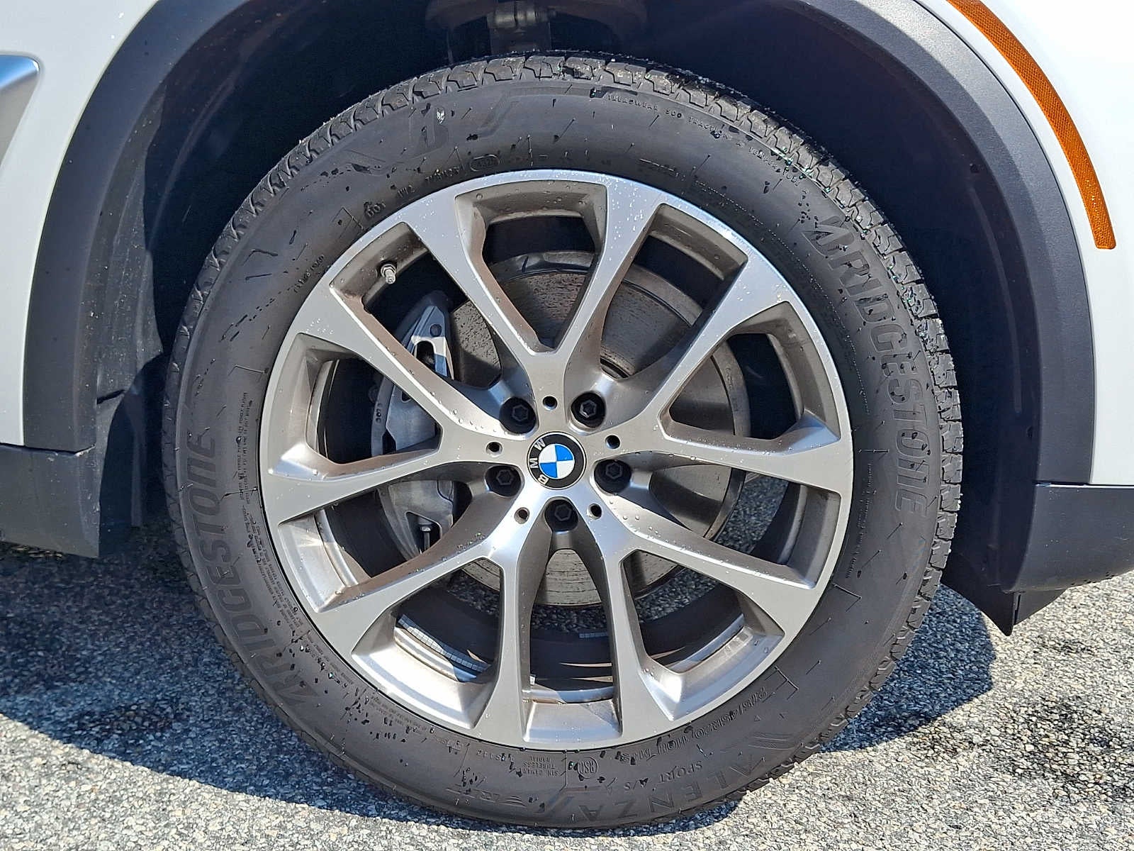 2026 BMW X5 xDrive40i Sports Activity Vehicle