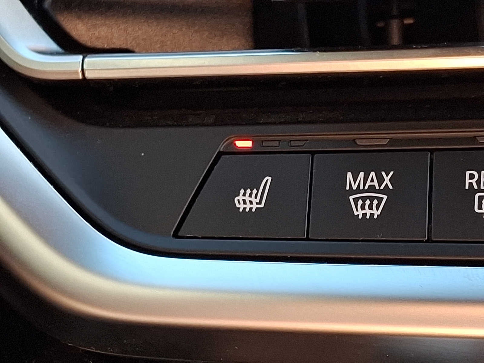 2025 BMW X4 xDrive30i Sports Activity Coupe