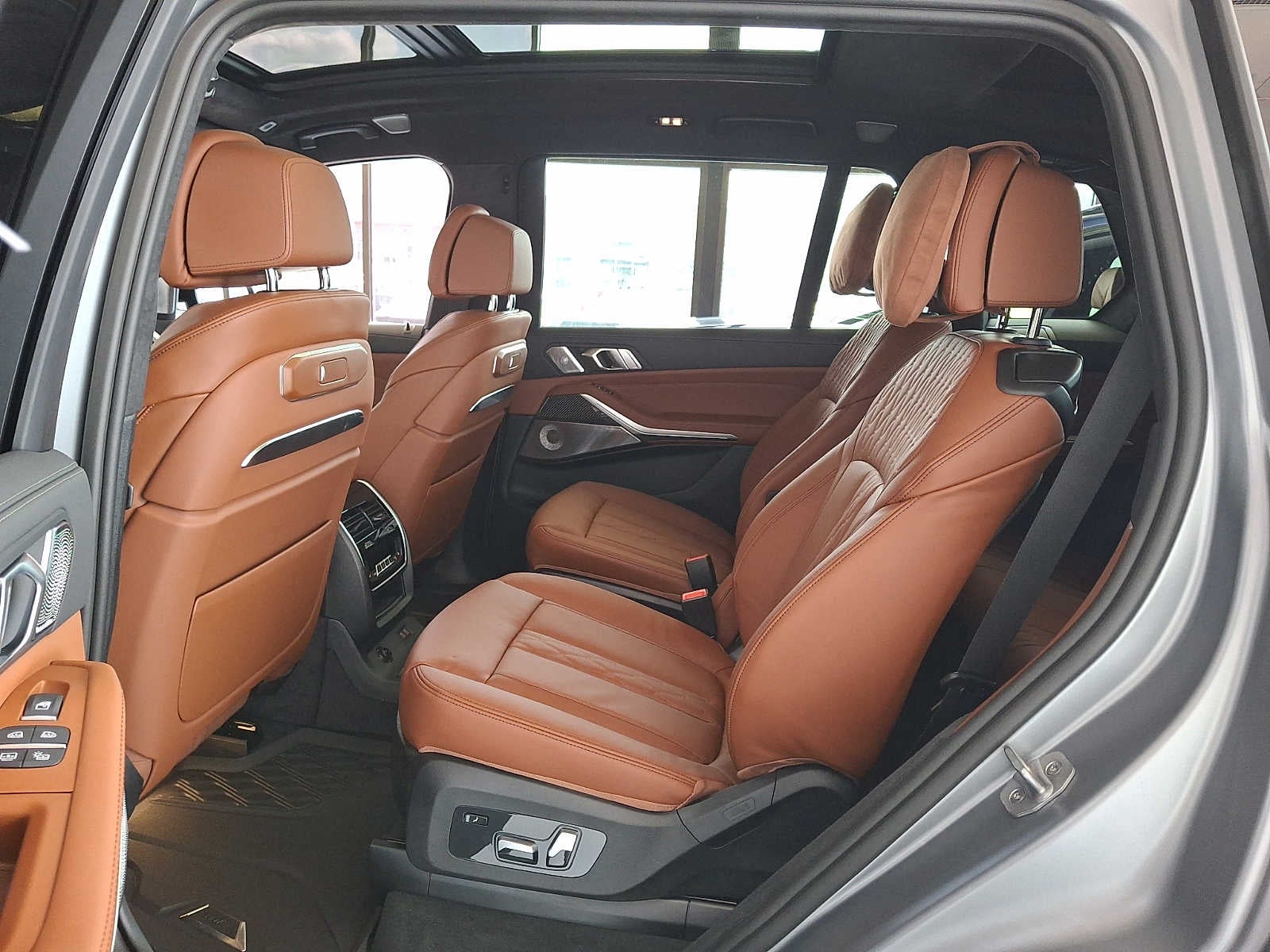 2027 BMW X7 M60i Sports Activity Vehicle