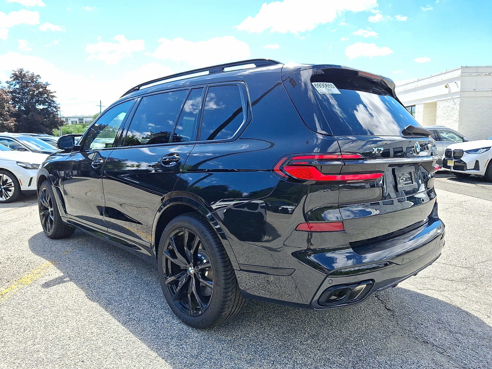 2025 BMW X7 M60i Sports Activity Vehicle