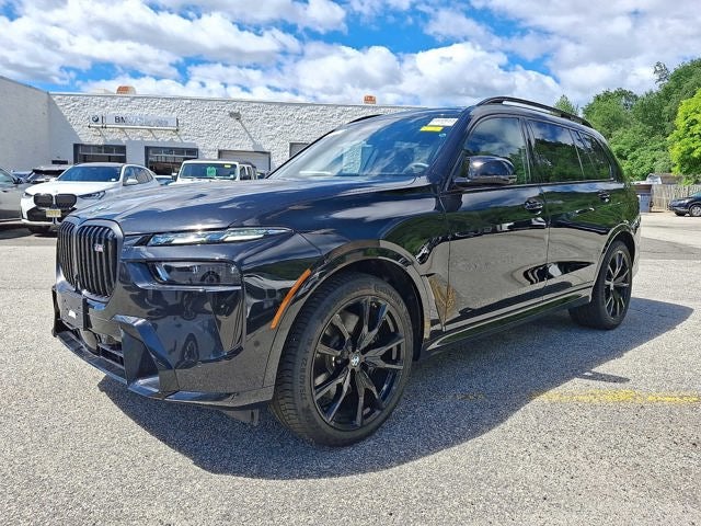 2025 BMW X7 M60i Sports Activity Vehicle