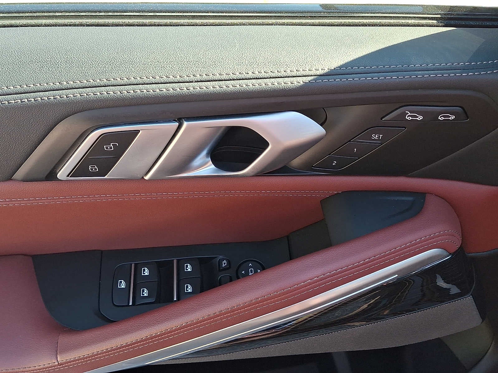 2025 BMW X6 xDrive40i Sports Activity Coupe