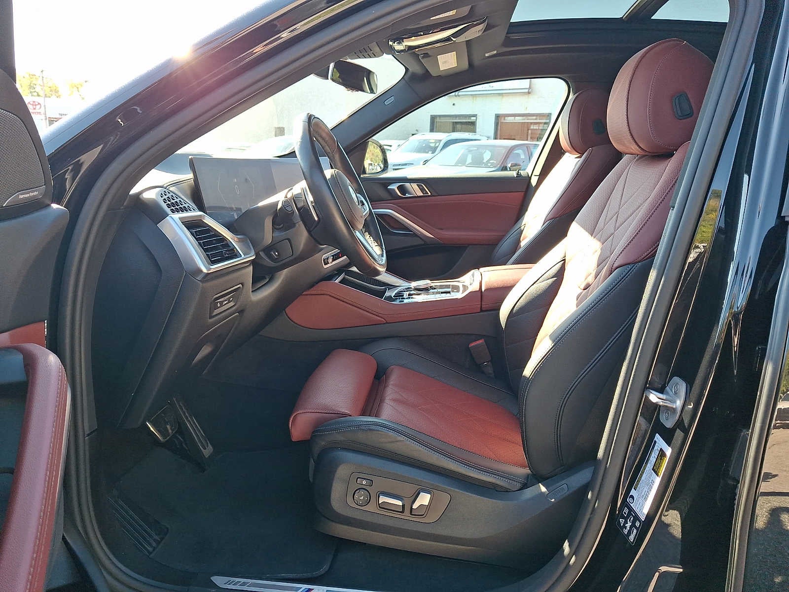 2025 BMW X6 xDrive40i Sports Activity Coupe