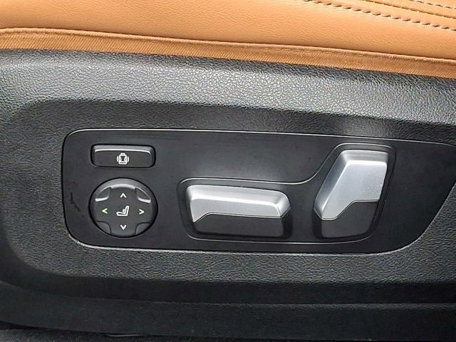 2024 BMW X6 xDrive40i Sports Activity Coupe