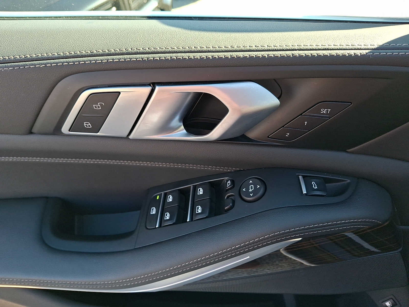 2025 BMW X5 xDrive50e Plug-In Hybrid