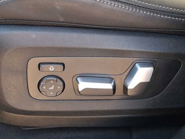 2025 BMW X5 xDrive50e Plug-In Hybrid