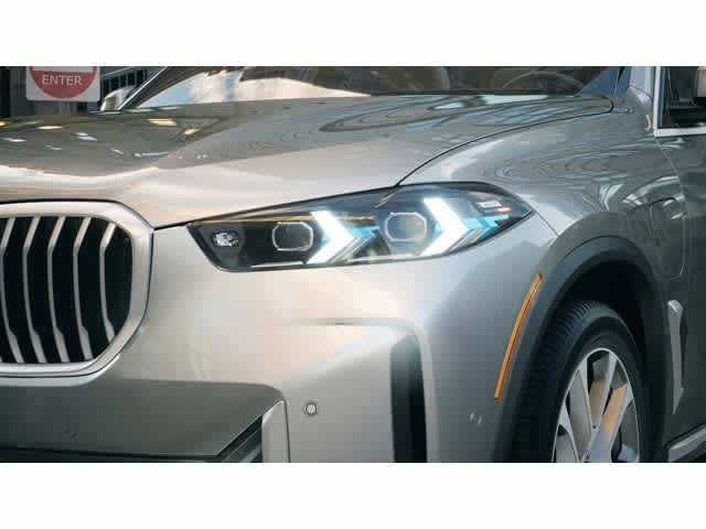 2025 BMW X5 xDrive50e Plug-In Hybrid