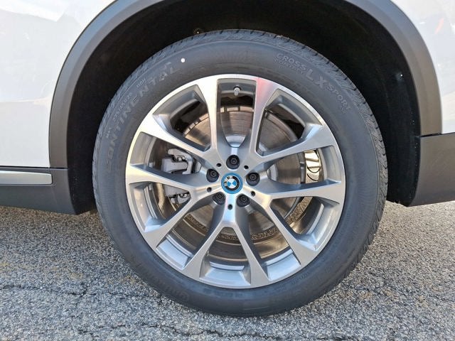 2025 BMW X5 xDrive50e Plug-In Hybrid