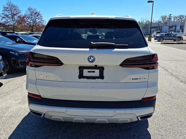2025 BMW X5 xDrive50e Plug-In Hybrid