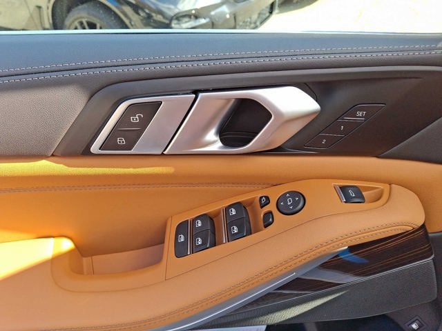 2025 BMW X5 xDrive50e Plug-In Hybrid