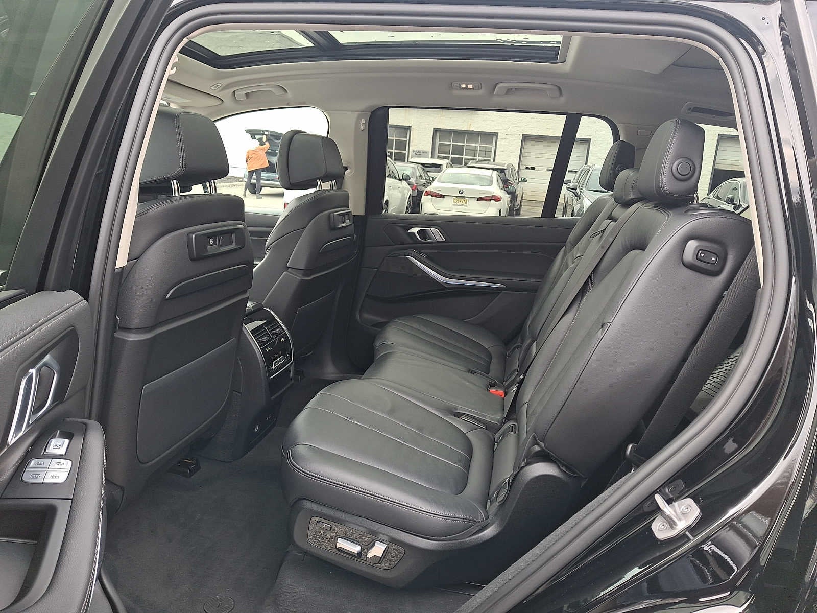 2022 BMW X7 xDrive40i Sports Activity Vehicle