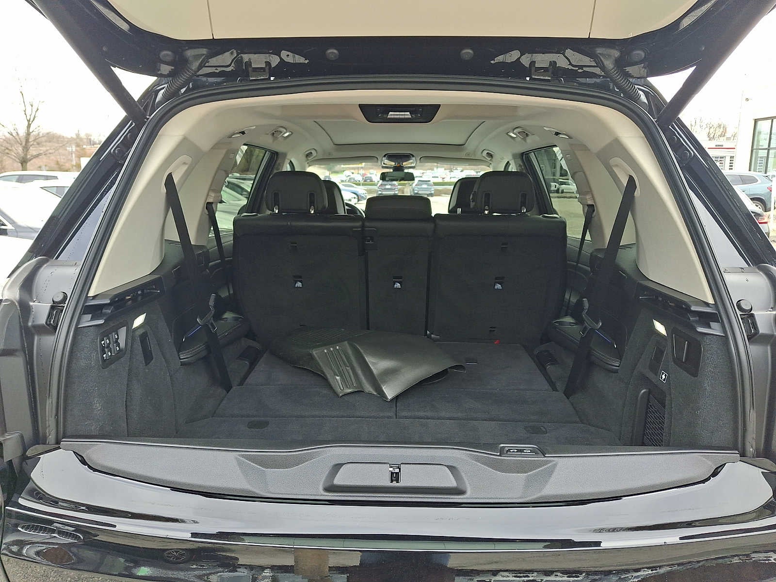 2022 BMW X7 xDrive40i Sports Activity Vehicle