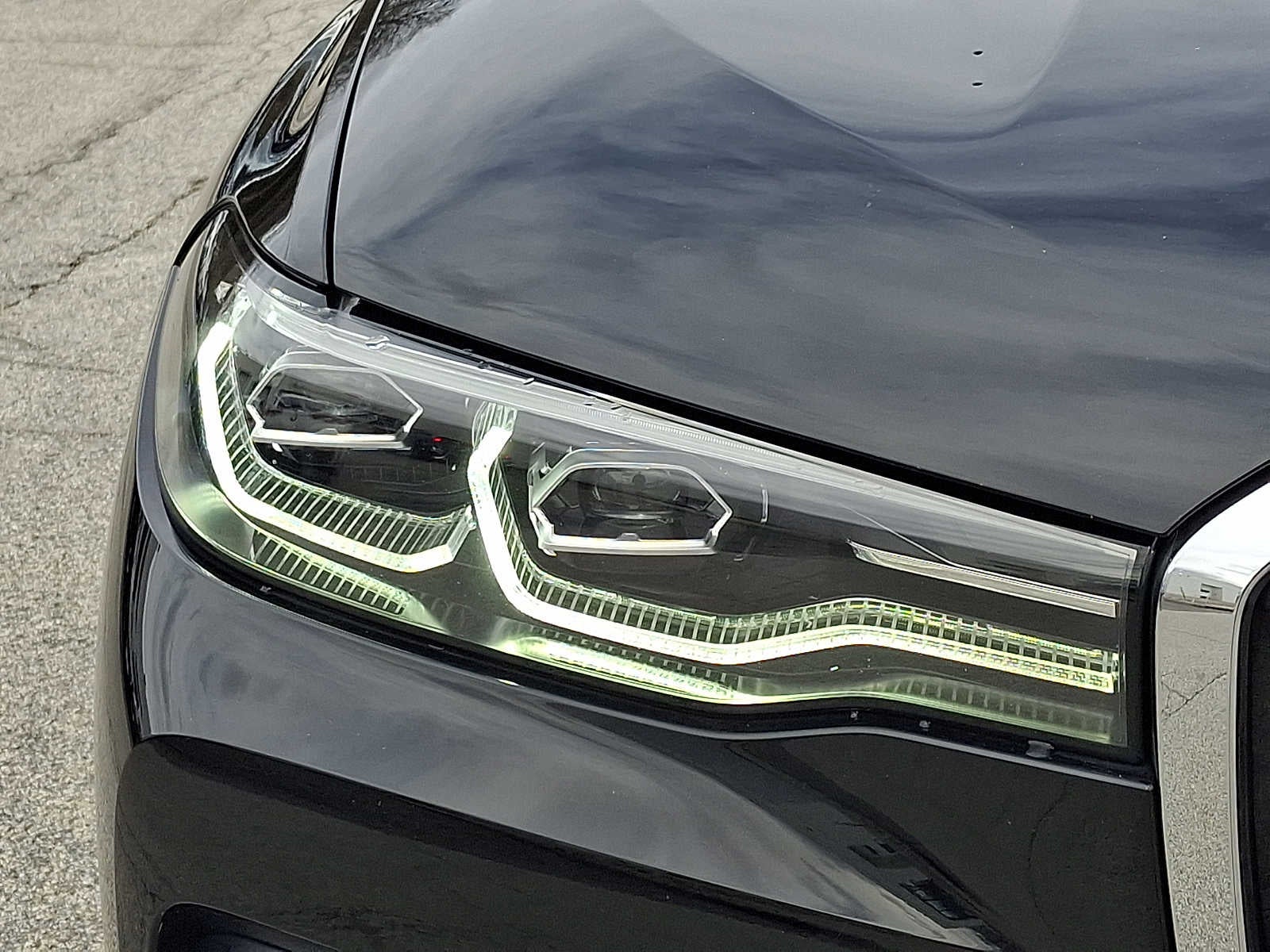 2022 BMW X7 xDrive40i Sports Activity Vehicle
