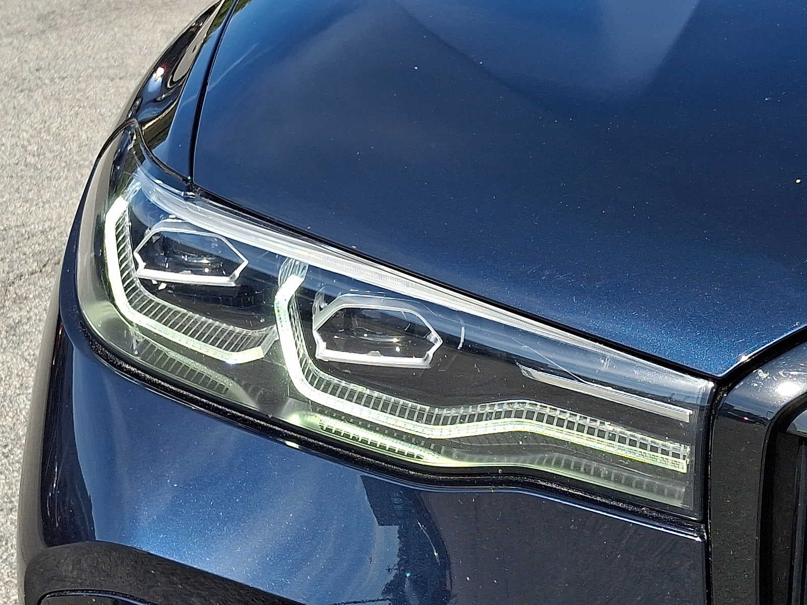 2022 BMW X7 xDrive40i Sports Activity Vehicle