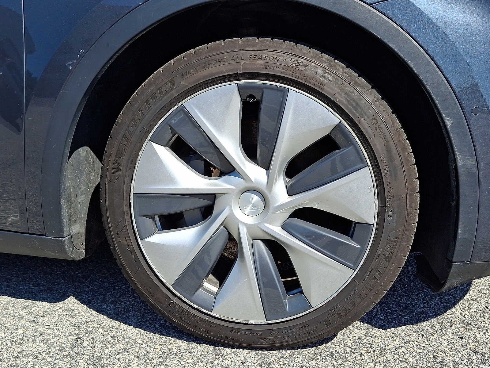 2021 Tesla Model Y Long Range AWD