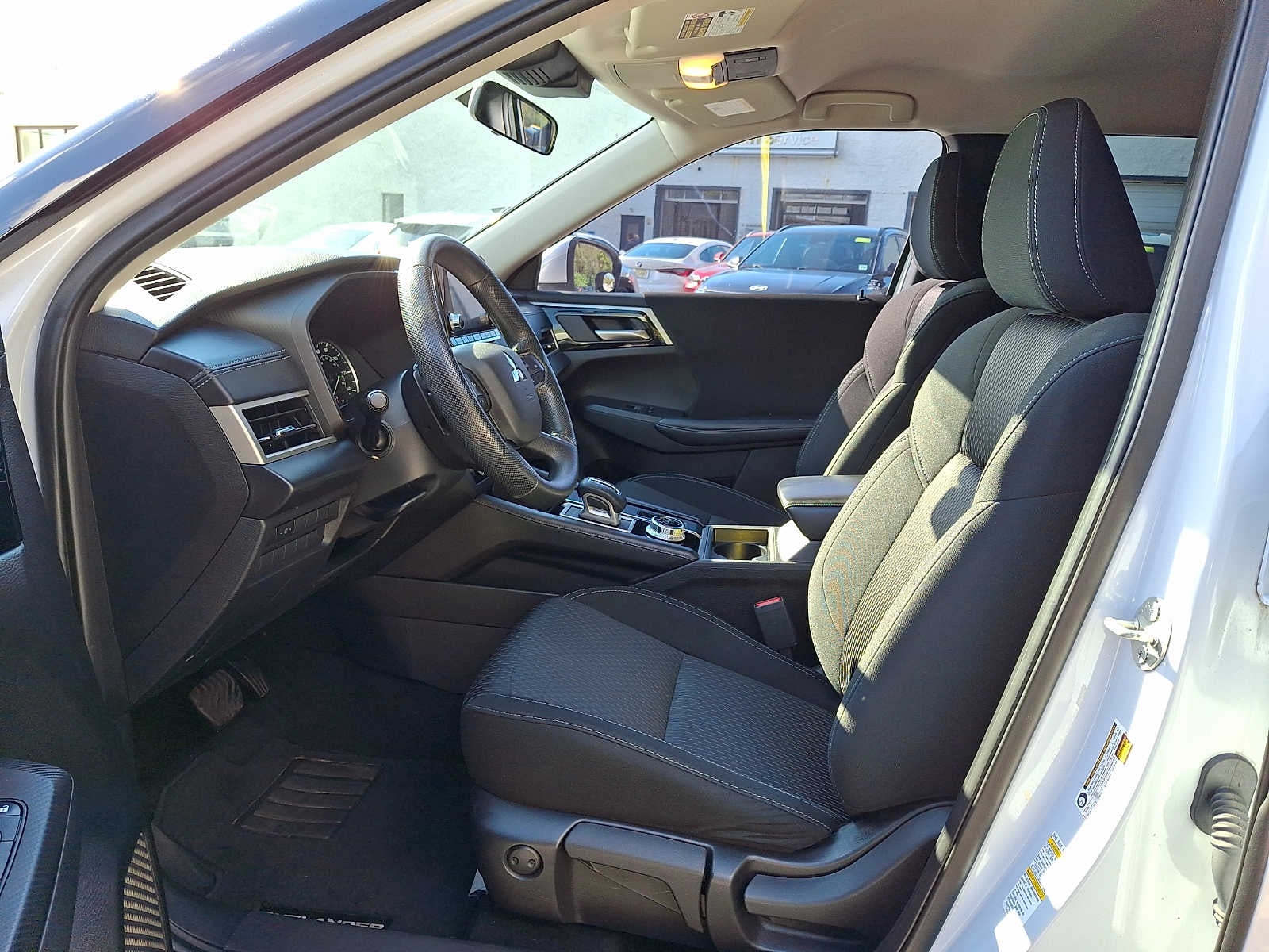2023 Mitsubishi Outlander ES S-AWC