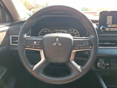 2023 Mitsubishi Outlander ES S-AWC