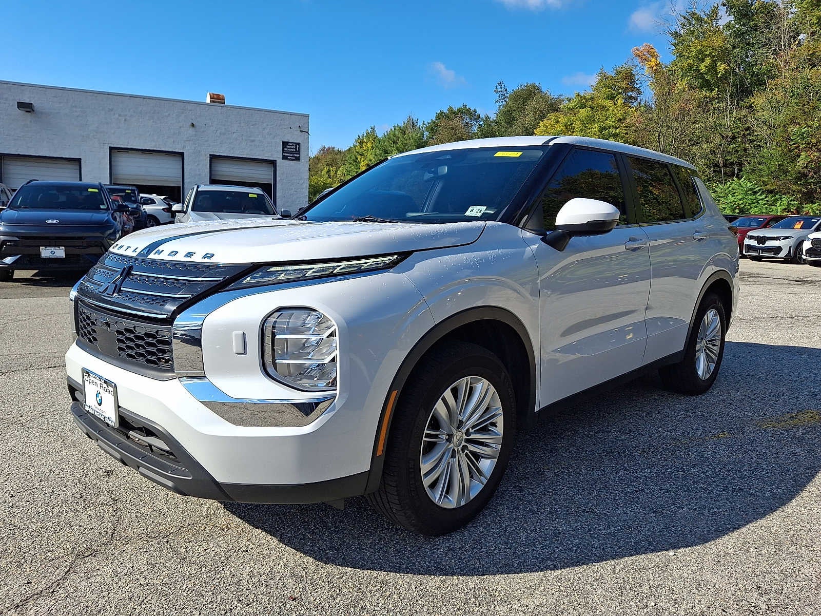 2023 Mitsubishi Outlander ES S-AWC