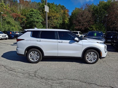 2023 Mitsubishi Outlander ES S-AWC