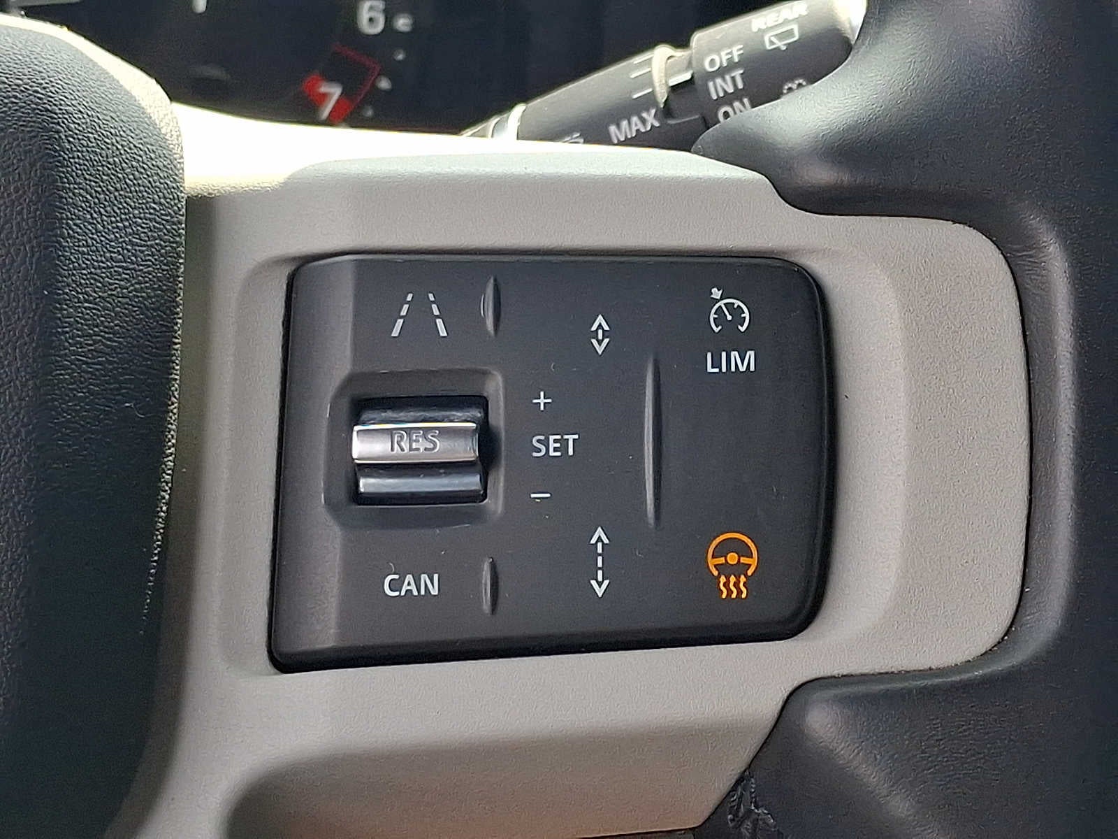 2024 Land Rover Defender 110 P400 S