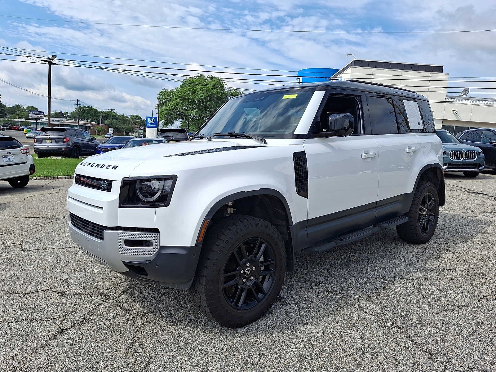 2024 Land Rover Defender 110 P400 S