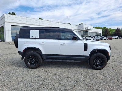 2024 Land Rover Defender 110 P400 S