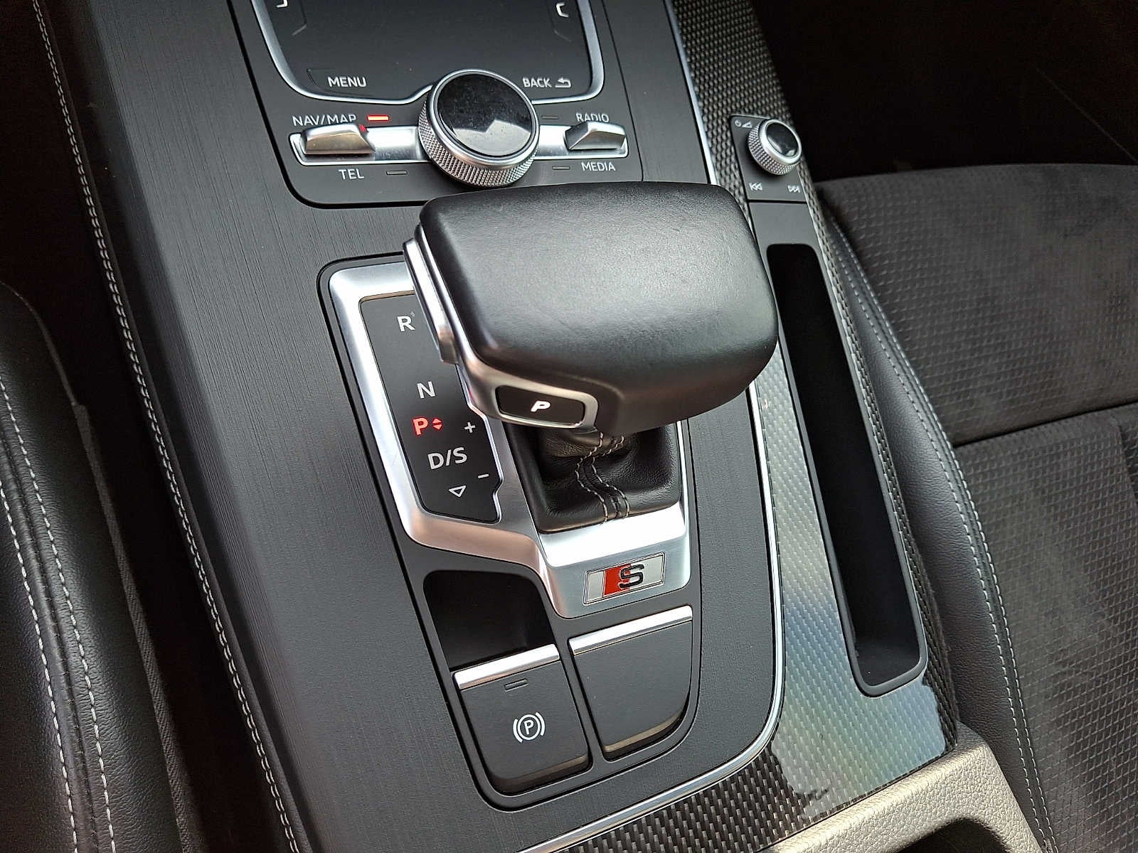 2020 Audi SQ5 Premium Plus 3.0 TFSI quattro