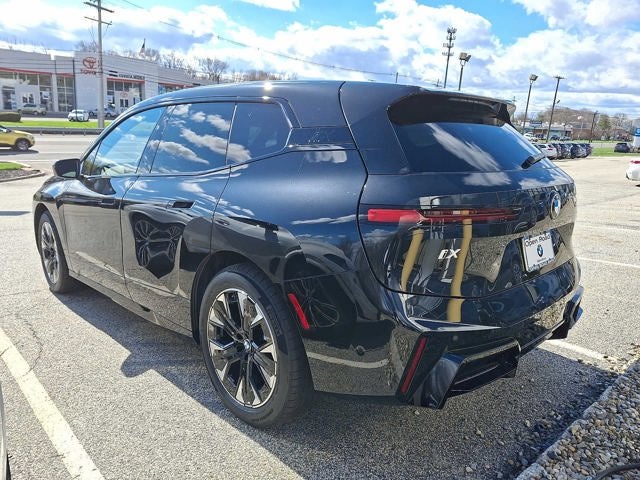 2026 BMW iX xDrive60 Sports Activity Vehicle