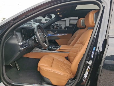 2024 BMW 7 Series 740i xDrive Sedan