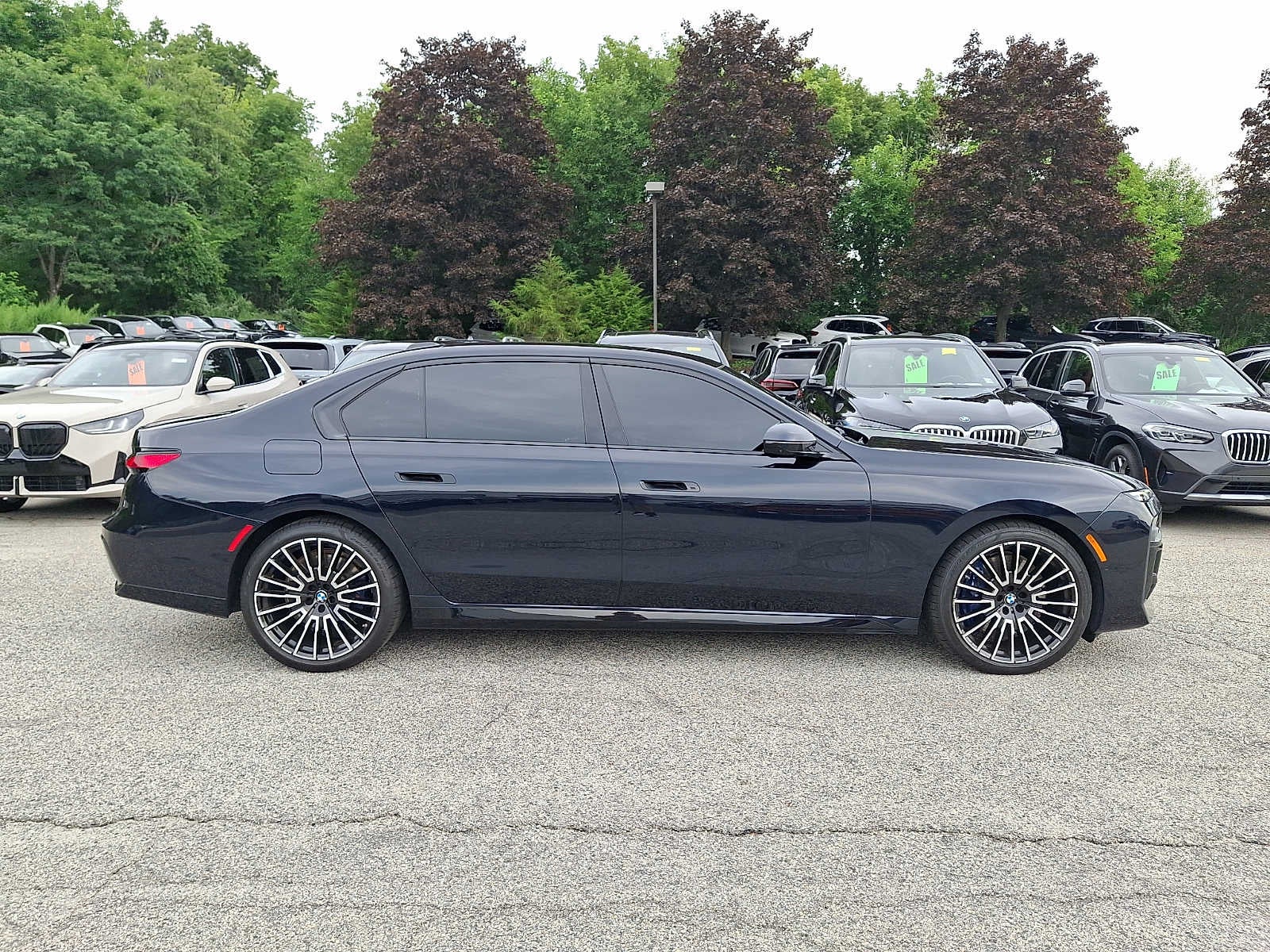 2024 BMW 7 Series 740i xDrive Sedan