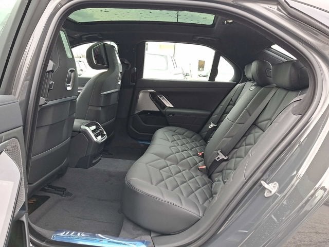 2026 BMW 7 Series 740i xDrive Sedan