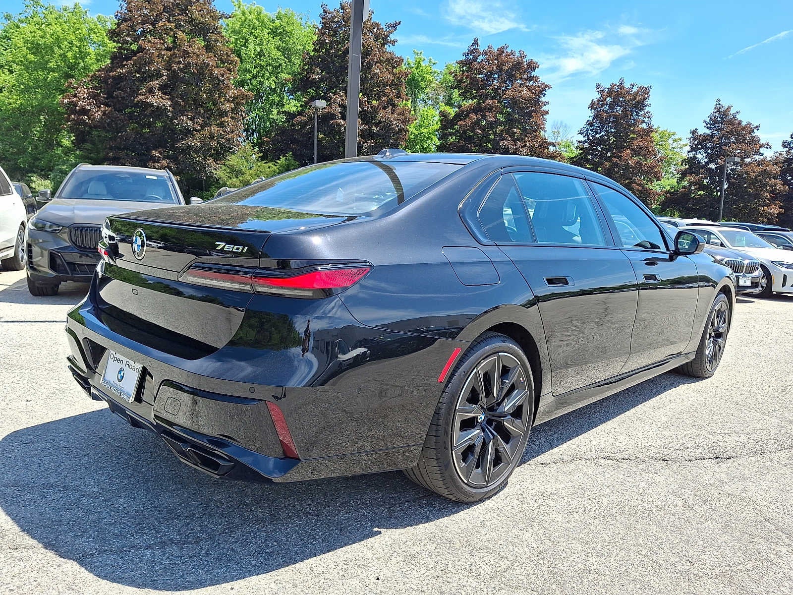 2023 BMW 7 Series 760i xDrive Sedan