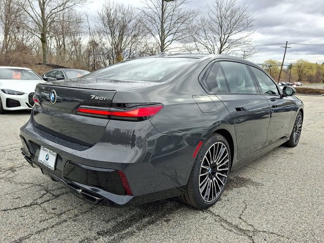 2026 BMW 7 Series 760i xDrive Sedan