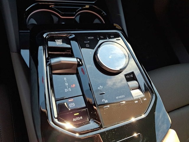 2026 BMW 5 Series 530i xDrive Sedan