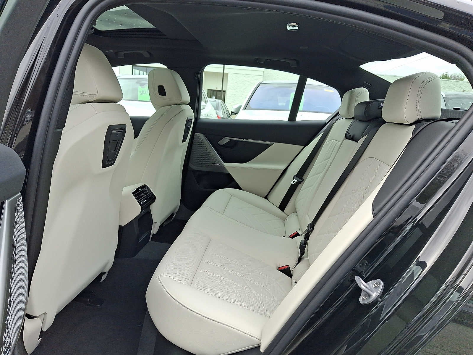 2026 BMW 5 Series 530i xDrive Sedan