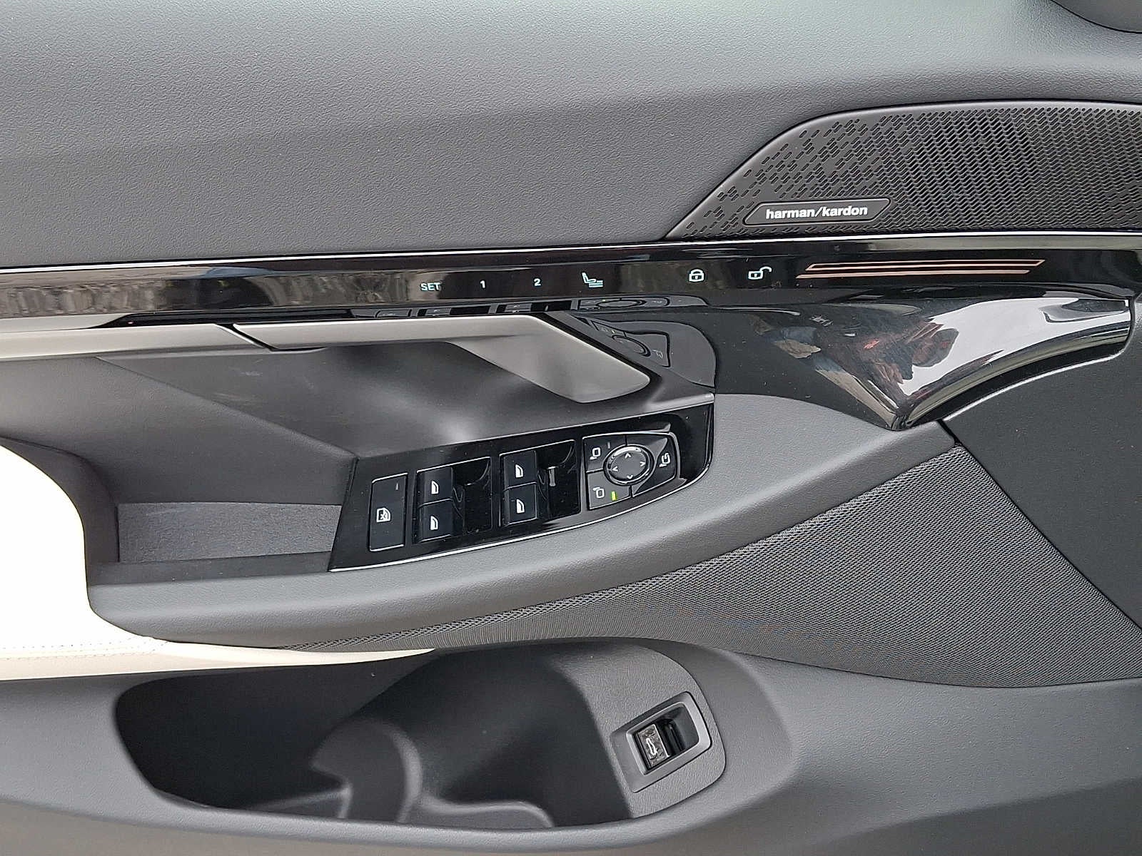 2026 BMW 5 Series 530i xDrive Sedan