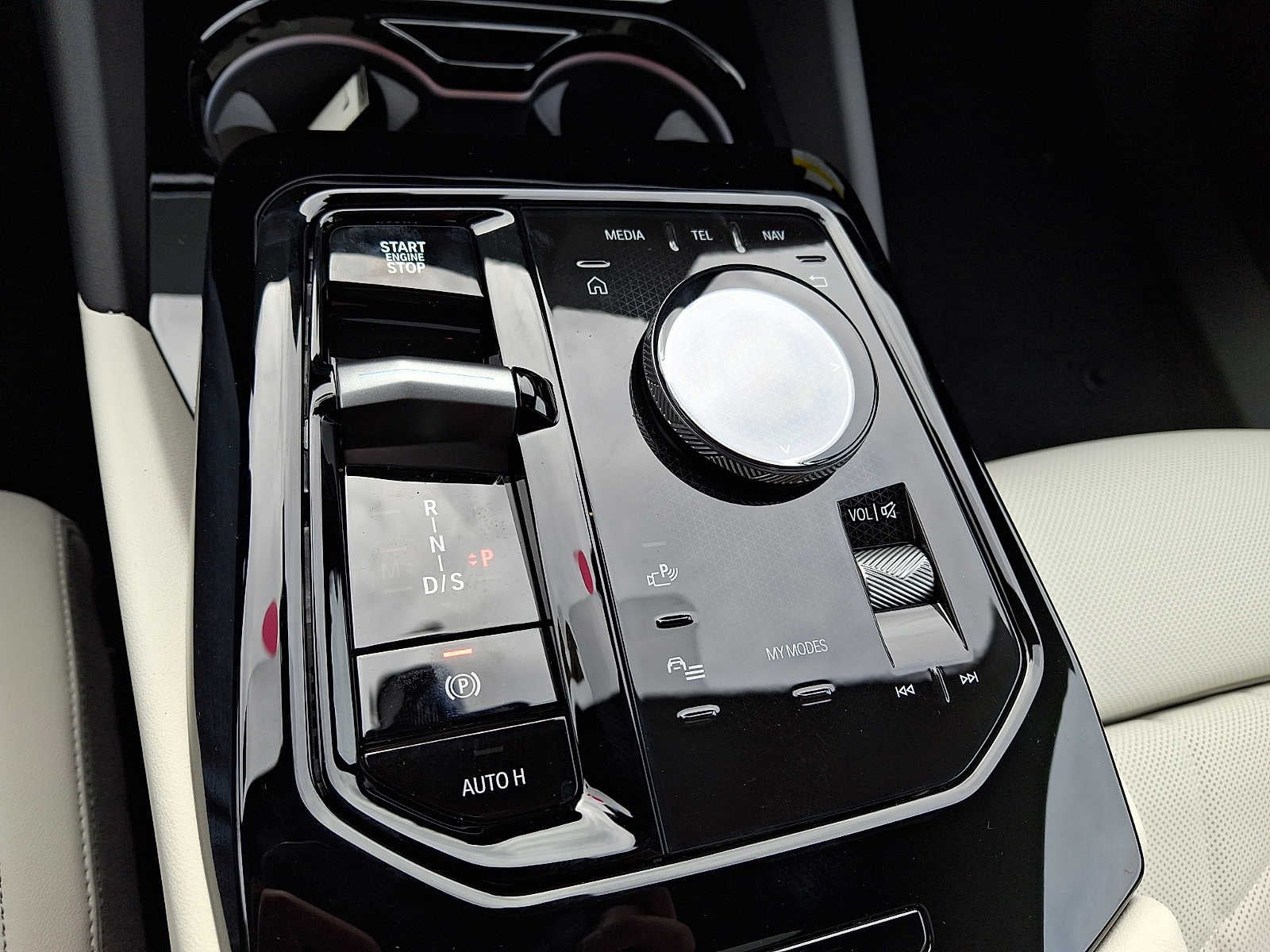 2026 BMW 5 Series 530i xDrive Sedan