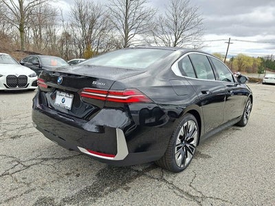 2026 BMW 5 Series 530i xDrive Sedan