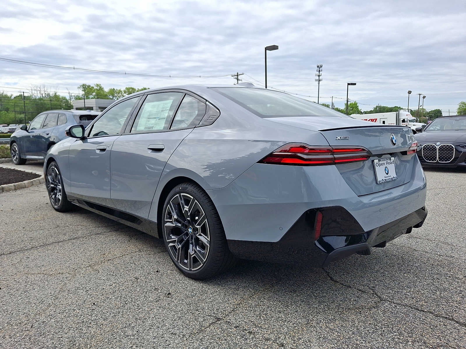 2027 BMW 5 Series 530i xDrive Sedan