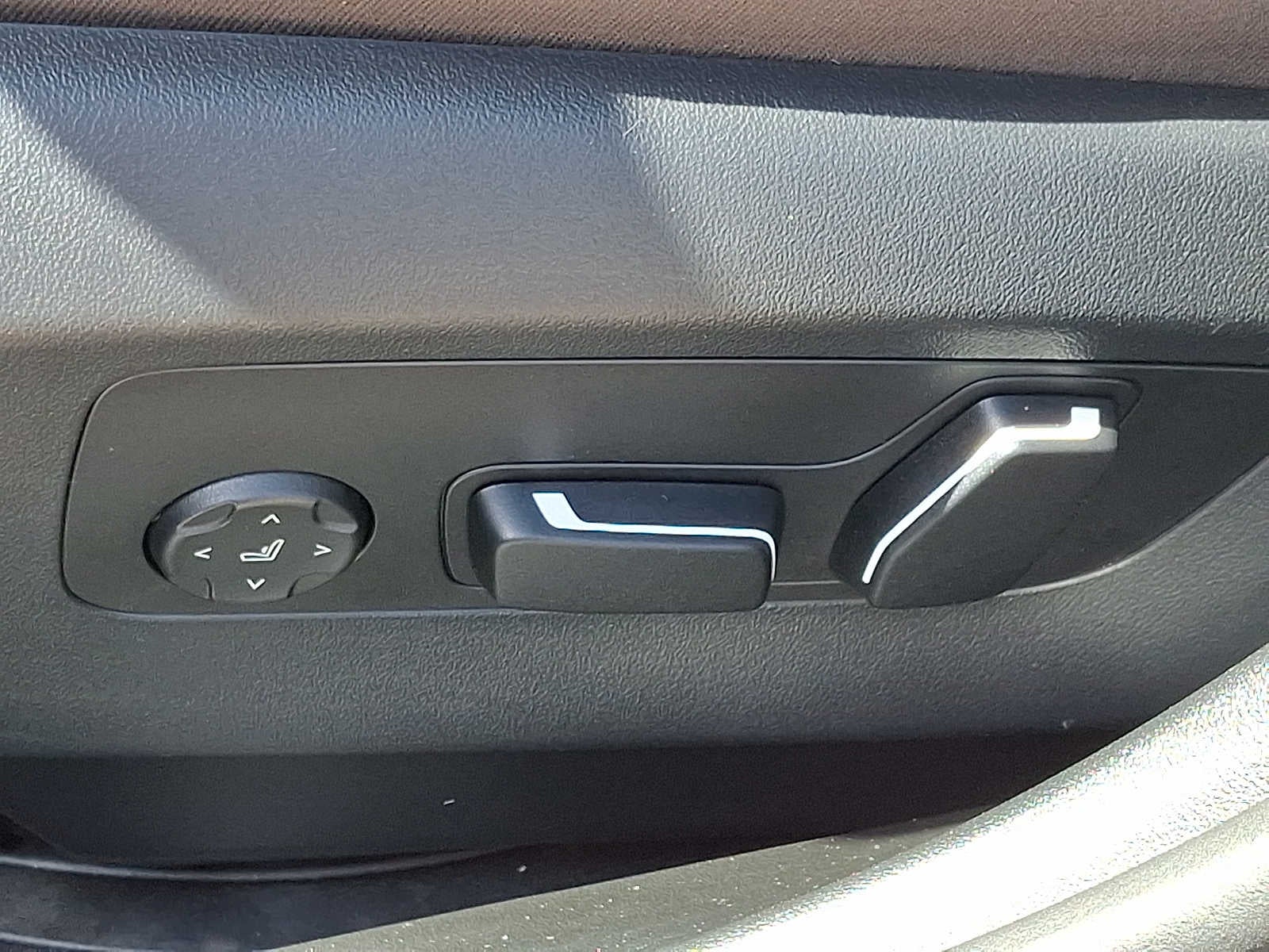 2025 BMW 5 Series 530i xDrive Sedan